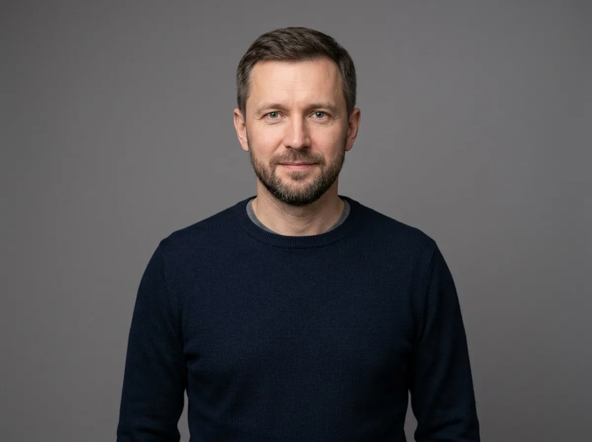 Аватар пользователя Дмитрий Л., мужчина, нейтральный серый фон